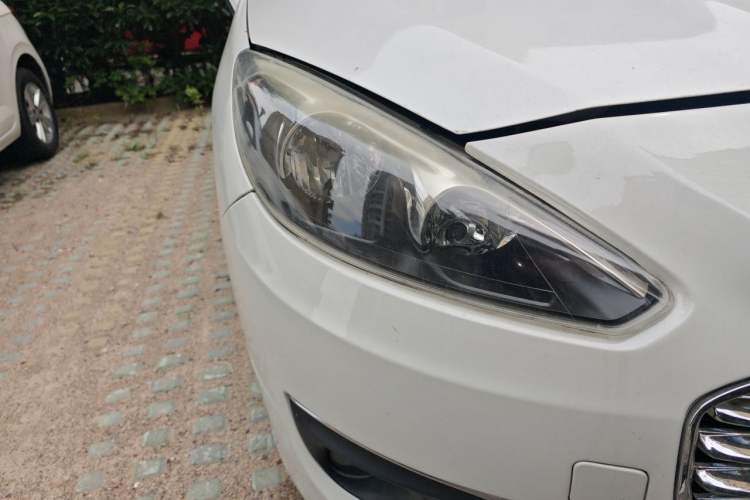 Used Peugeot 308 2014 Enjoy Edition Classic 1.6L Automatic Premium Model Right Front Headlight