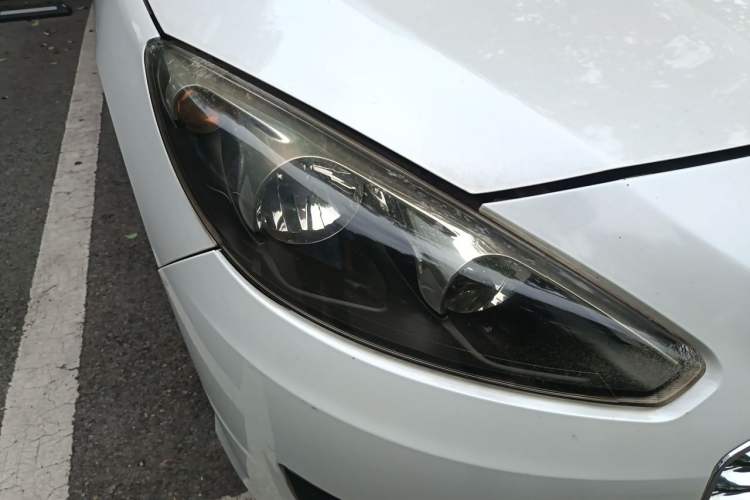 Used Peugeot 308 2014 Enjoy Edition Classic 1.6L Automatic Premium Model Right Front Headlight