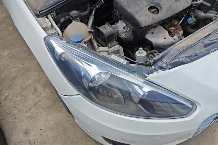 Used Peugeot 308 2014 Enjoy Edition Classic 1.6L Automatic Premium Model Right Front Headlight