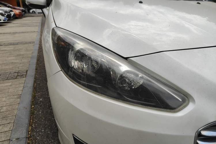 Used Peugeot 308 2014 Enjoy Edition Classic 1.6L Automatic Premium Model Right Front Headlight