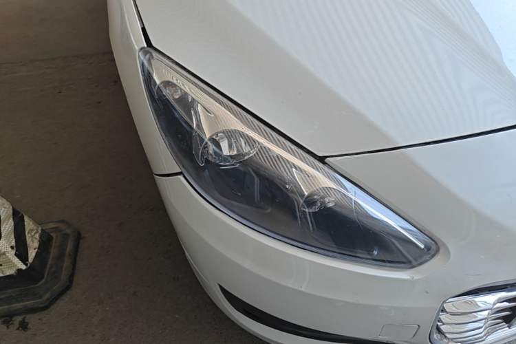 Used Peugeot 308 2014 Enjoy Edition Classic 1.6L Automatic Premium Model Right Front Headlight