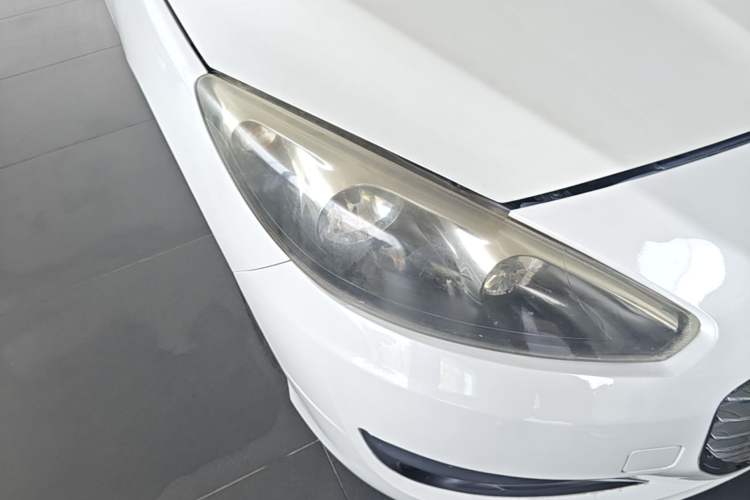 Used Peugeot 308 2014 Enjoy Edition Classic 1.6L Automatic Premium Model Right Front Headlight