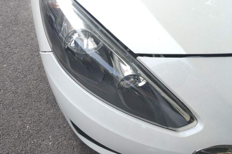 Used Peugeot 308 2014 Enjoy Edition Classic 1.6L Manual Fashion Model Right Front Headlight
