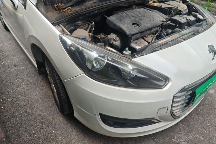 Used Peugeot 308 2014 Enjoy Edition Classic 1.6L Manual YouShang Model Right Front Headlight