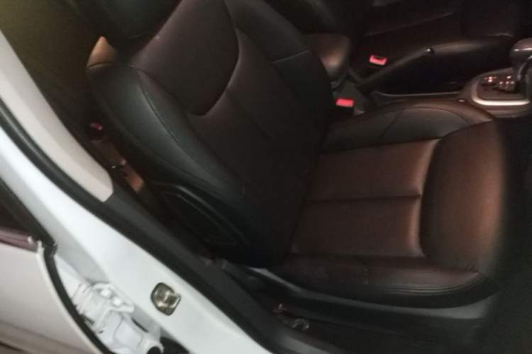 Used Peugeot 308 2014 Enjoyment Edition Classic 1.6L Automatic Fashion Model Right Front Seat