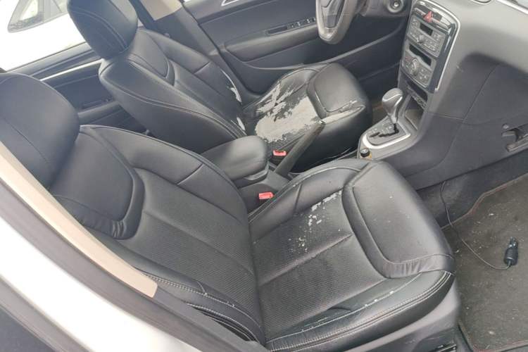 Used Peugeot 308 2014 Enjoyment Edition Classic 1.6L Automatic Fashion Model Right Front Seat