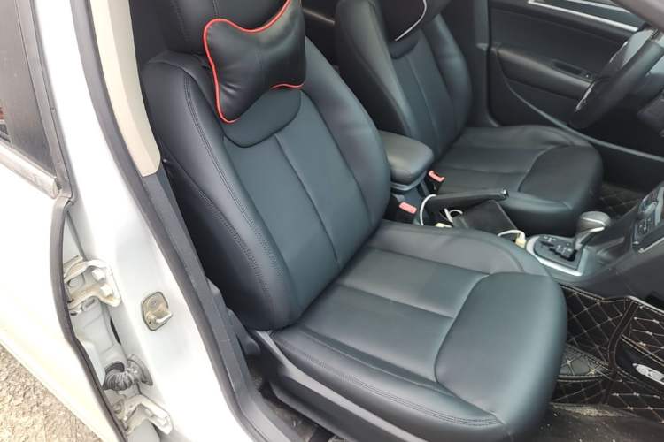 Used Peugeot 308 2014 Enjoyment Edition Classic 1.6L Automatic Fashion Model Right Front Seat