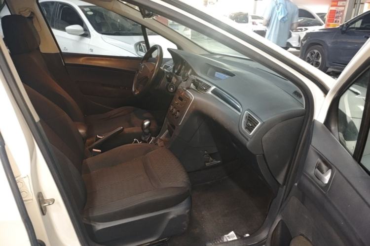 Used Peugeot 308 2014 Enjoy Edition Classic 1.6L Manual YouShang Model Right Front Seat