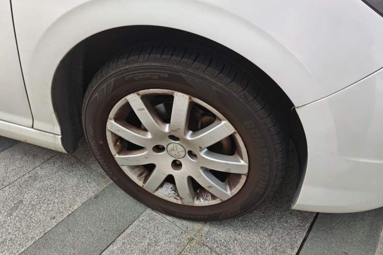 Used Peugeot 308 2014 Enjoy Edition Classic 1.6L Automatic Premium Model Right Front Wheel Hub