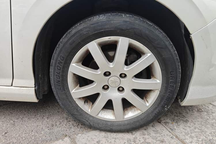 Used Peugeot 308 2014 Enjoy Edition Classic 1.6L Manual YouShang Model Right Front Wheel Hub