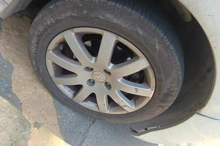 Used Peugeot 308 2014 Enjoy Edition Classic 1.6L Manual YouShang Model Right Front Wheel Hub