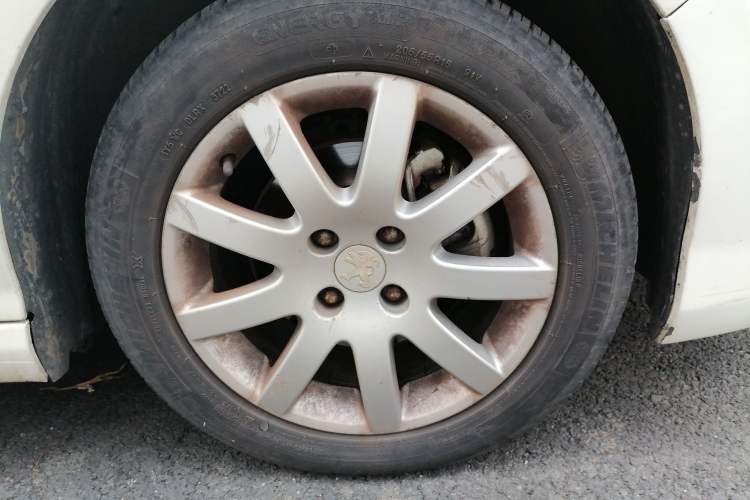Used Peugeot 308 2014 Enjoy Edition Classic 1.6L Automatic Premium Model Right Front Wheel Hub