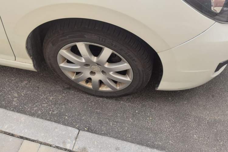 Used Peugeot 308 2014 Enjoy Edition Classic 1.6L Automatic Premium Model Right Front Wheel Hub