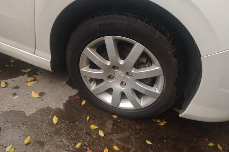 Used Peugeot 308 2014 Enjoy Edition Classic 1.6L Manual YouShang Model Right Front Wheel Hub