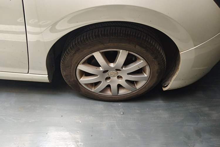 Used Peugeot 308 2014 Enjoy Edition Classic 1.6L Manual Fashion Model Right Front Wheel Hub
