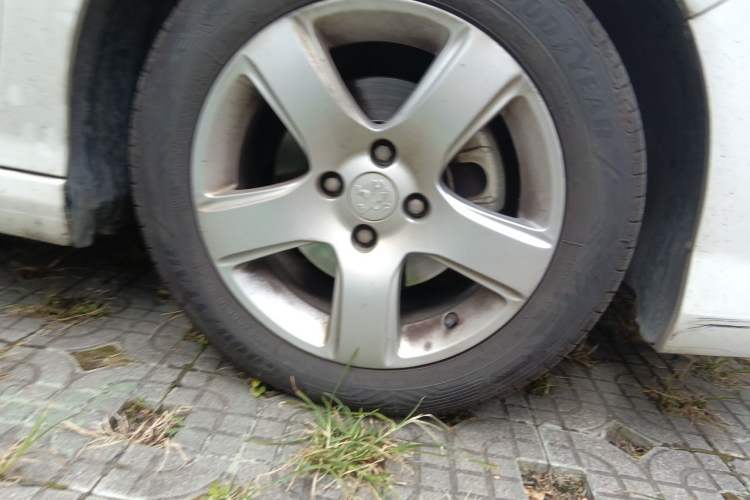 Used Peugeot 308 2014 Enjoy Edition Classic 1.6L Manual YouShang Model Right Front Wheel Hub