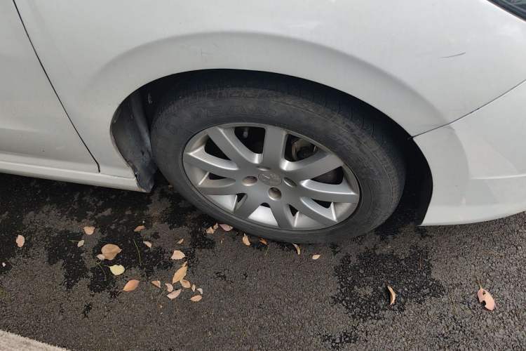 Used Peugeot 308 2014 Enjoy Edition Classic 1.6L Automatic Premium Model Right Front Wheel Hub