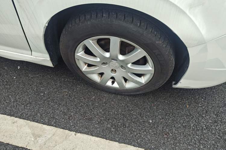 Used Peugeot 308 2014 Enjoy Edition Classic 1.6L Automatic Premium Model Right Front Wheel Hub