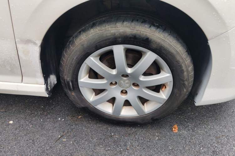 Used Peugeot 308 2014 Enjoyment Edition Classic 1.6L Automatic Fashion Model Right Front Wheel Hub