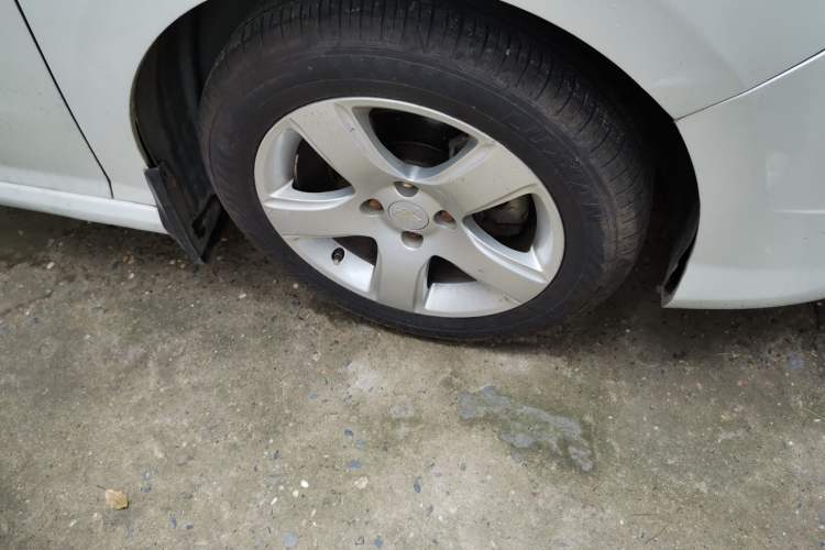 Used Peugeot 308 2014 Enjoy Edition Classic 1.6L Automatic Premium Model Right Front Wheel Hub
