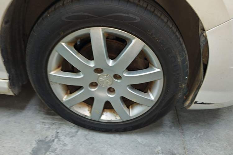 Used Peugeot 308 2014 Enjoy Edition Classic 1.6L Manual YouShang Model Right Front Wheel Hub