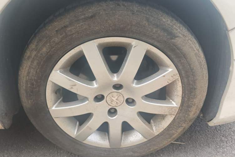 Used Peugeot 308 2014 Enjoy Edition Classic 1.6L Automatic Premium Model Right Front Wheel Hub