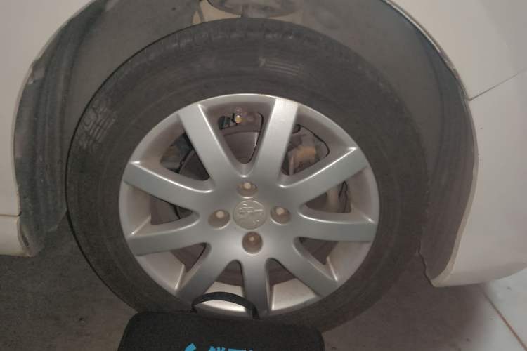 Used Peugeot 308 2014 Enjoy Edition Classic 1.6L Manual YouShang Model Right Front Wheel Hub