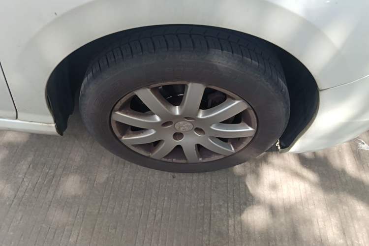 Used Peugeot 308 2014 Enjoy Edition Classic 1.6L Manual Fashion Model Right Front Wheel Hub