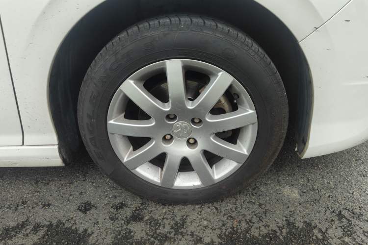 Used Peugeot 308 2014 Enjoy Edition Classic 1.6L Manual Fashion Model Right Front Wheel Hub