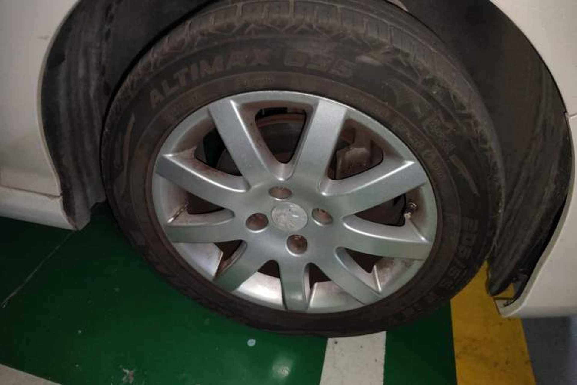 Used Peugeot 308 2014 Enjoy Edition Classic 1.6L Manual YouShang Model Right Front Wheel Hub