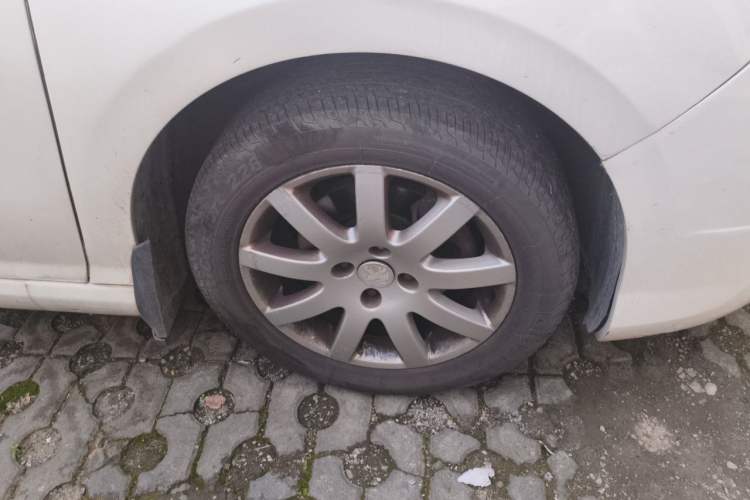 Used Peugeot 308 2014 Enjoy Edition Classic 1.6L Automatic Premium Model Right Front Wheel Hub
