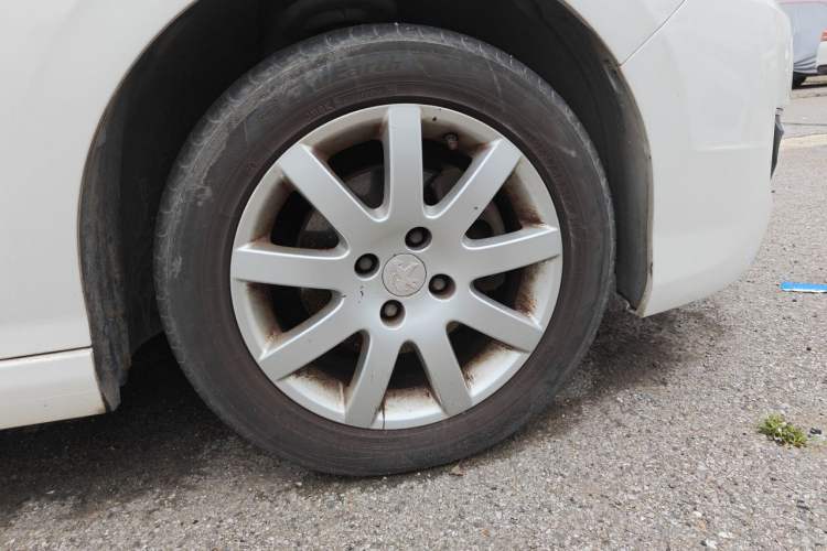 Used Peugeot 308 2014 Enjoy Edition Classic 1.6L Manual YouShang Model Right Front Wheel Hub