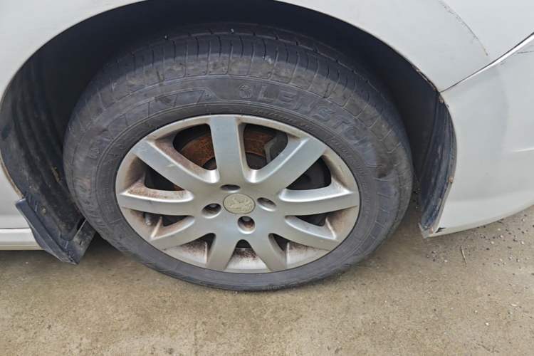 Used Peugeot 308 2014 Enjoy Edition Classic 1.6L Automatic Premium Model Right Front Wheel Hub