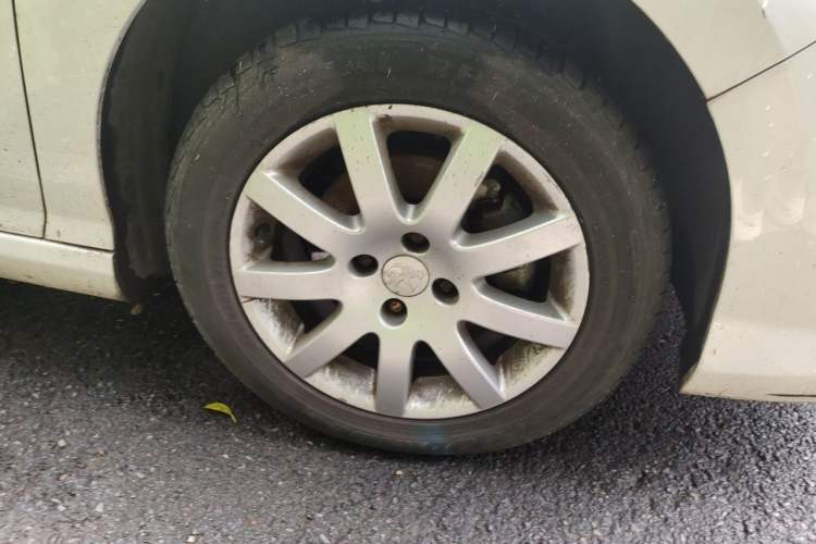 Used Peugeot 308 2014 Enjoy Edition Classic 1.6L Manual Fashion Model Right Front Wheel Hub