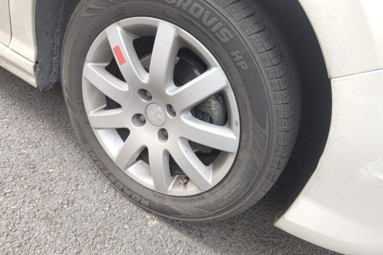 Used Peugeot 308 2014 Enjoy Edition Classic 1.6L Manual Fashion Model Right Front Wheel Hub