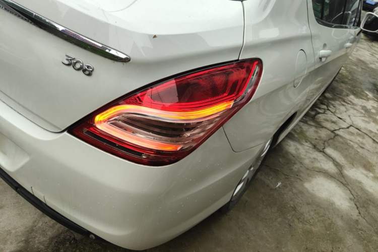 Used Peugeot 308 2014 Enjoy Edition Classic 1.6L Automatic Premium Model Right Rear Taillight