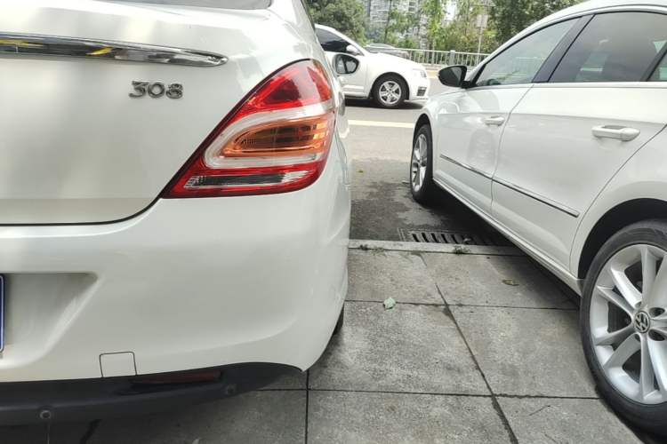 Used Peugeot 308 2014 Enjoy Edition Classic 1.6L Manual Fashion Model Right Rear Taillight