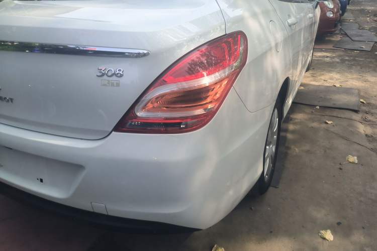 Used Peugeot 308 2014 Enjoy Edition Classic 1.6L Manual Fashion Model Right Rear Taillight
