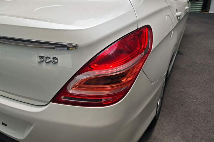 Used Peugeot 308 2014 Enjoy Edition Classic 1.6L Automatic Premium Model Right Rear Taillight