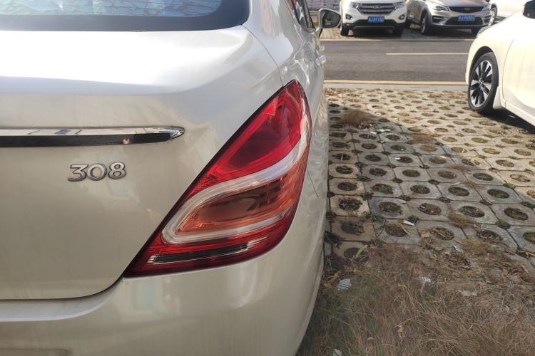 Used Peugeot 308 2014 Enjoy Edition Classic 1.6L Automatic Premium Model Right Rear Taillight