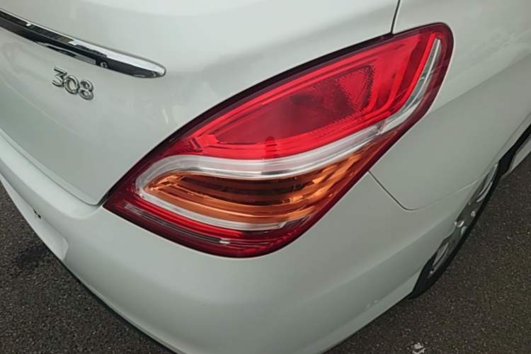 Used Peugeot 308 2014 Enjoy Edition Classic 1.6L Automatic Premium Model Right Rear Taillight