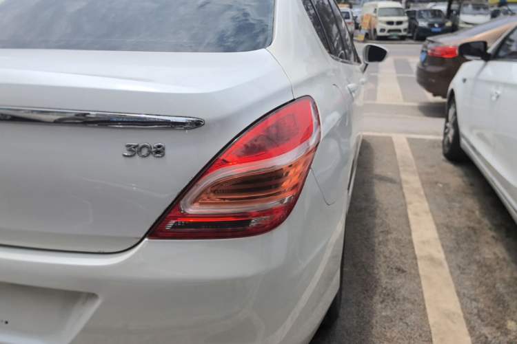 Used Peugeot 308 2014 Enjoy Edition Classic 1.6L Automatic Premium Model Right Rear Taillight