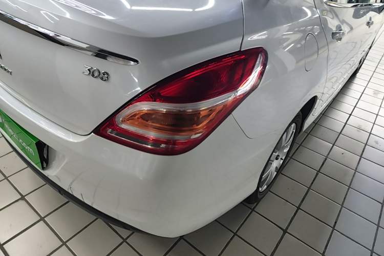Used Peugeot 308 2014 Enjoy Edition Classic 1.6L Automatic Premium Model Right Rear Taillight