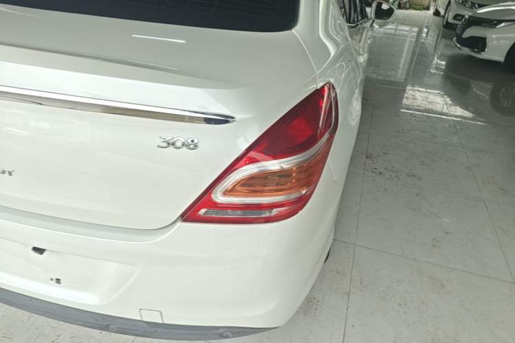 Used Peugeot 308 2014 Enjoy Edition Classic 1.6L Automatic Premium Model Right Rear Taillight