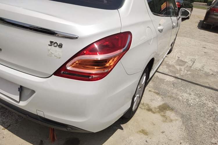 Used Peugeot 308 2014 Enjoy Edition Classic 1.6L Manual YouShang Model Right Rear Taillight
