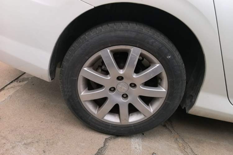 Used Peugeot 308 2014 Enjoy Edition Classic 1.6L Manual YouShang Model Right Rear Wheel Hub