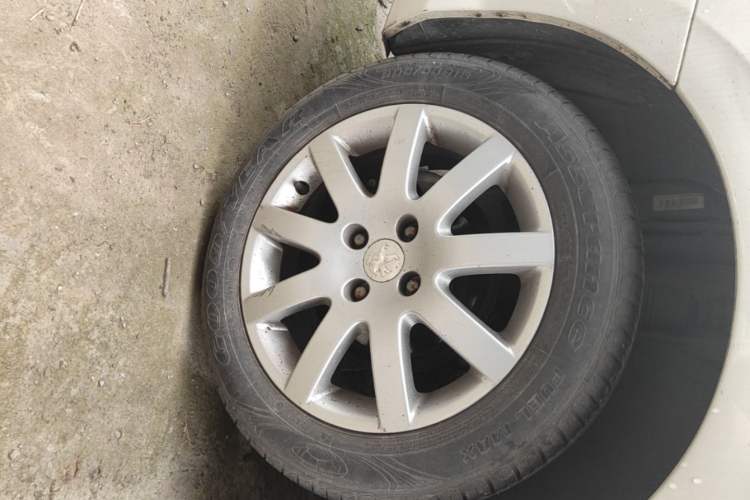 Used Peugeot 308 2014 Enjoy Edition Classic 1.6L Automatic Premium Model Right Rear Wheel Hub