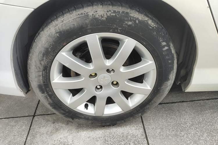 Used Peugeot 308 2014 Enjoy Edition Classic 1.6L Manual Fashion Model Right Rear Wheel Hub