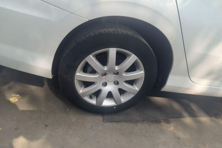 Used Peugeot 308 2014 Enjoy Edition Classic 1.6L Manual Fashion Model Right Rear Wheel Hub
