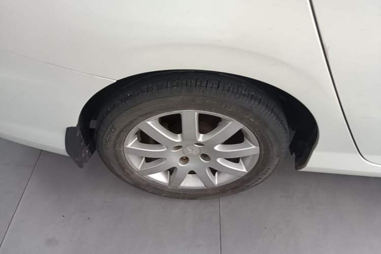Used Peugeot 308 2014 Enjoy Edition Classic 1.6L Automatic Premium Model Right Rear Wheel Hub